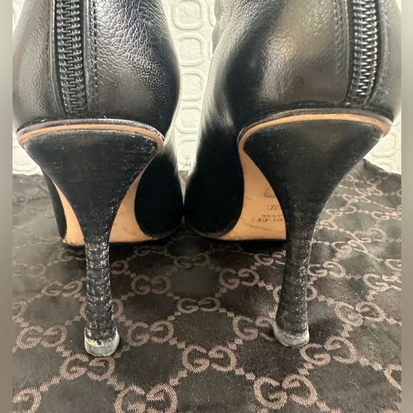 Gucci Black Leather Pointed Toe Ankle Boots Size 37 1/2 US 7 1/2 Original Box - Picture 5 of 16